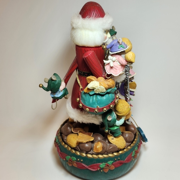 ENESCO MUSICAL SOCIETY "NUTS ABOUT CHRISTMAS" NUTCRACKER & MICE - Picture 5 of 17
